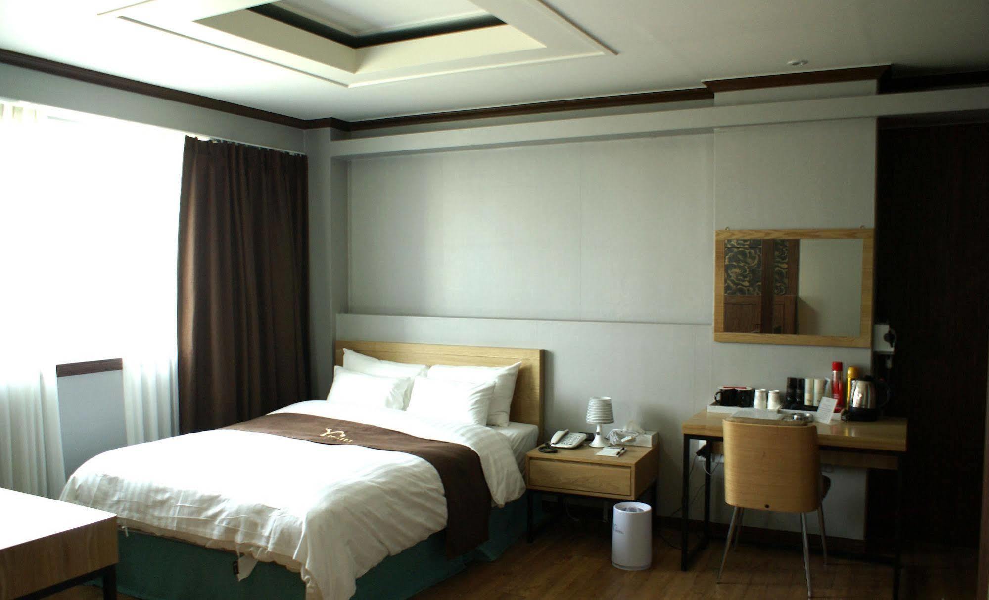 Y Ocean Hotel Yeosu Extérieur photo