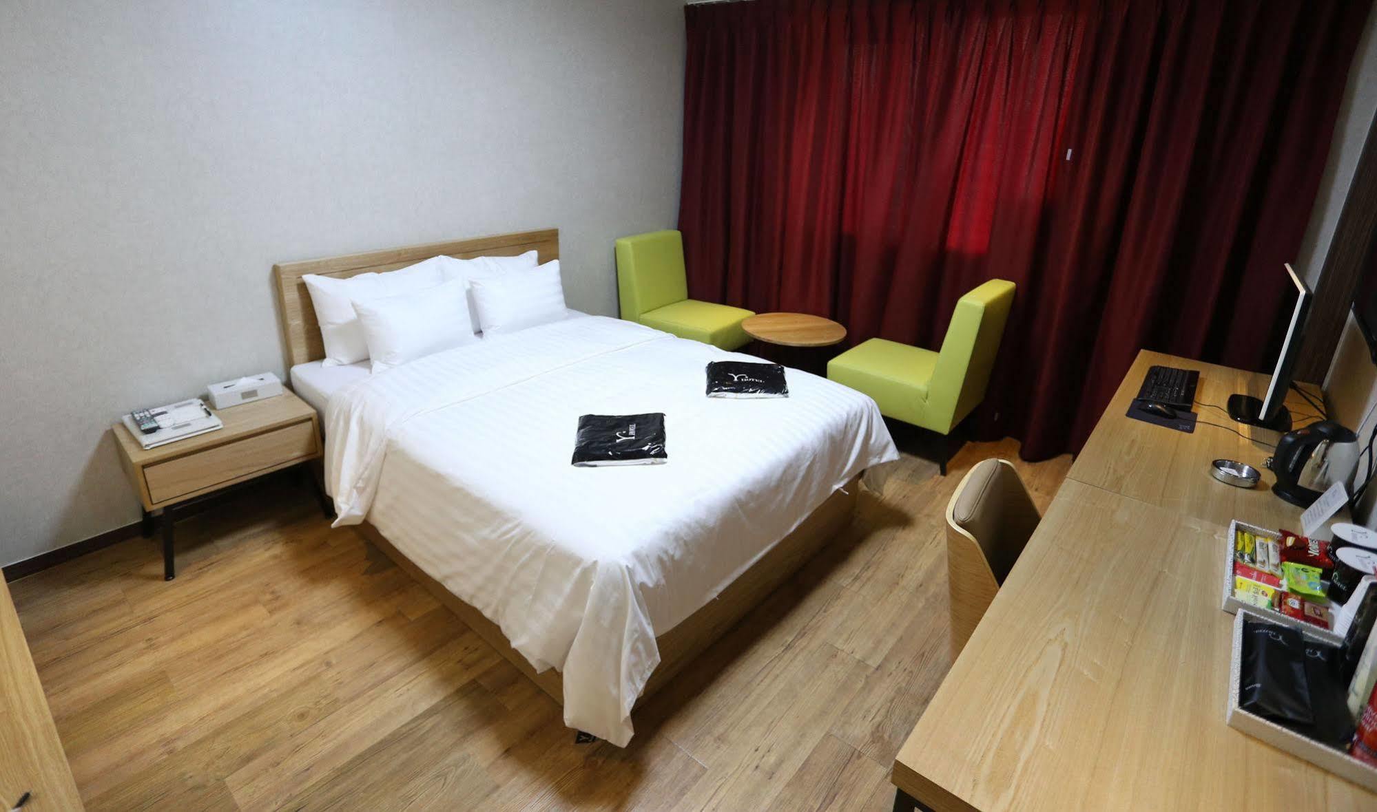 Y Ocean Hotel Yeosu Extérieur photo